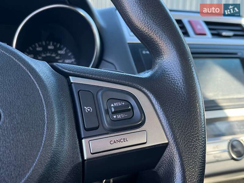 Седан Subaru Legacy 2015 в Львове