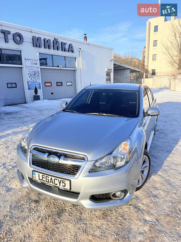 Subaru Legacy 2013