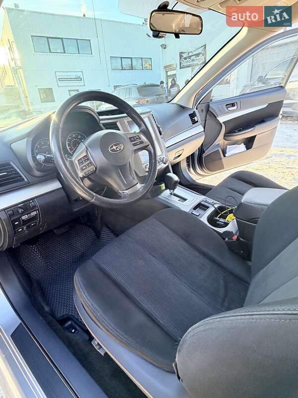 Седан Subaru Legacy 2013 в Вінниці