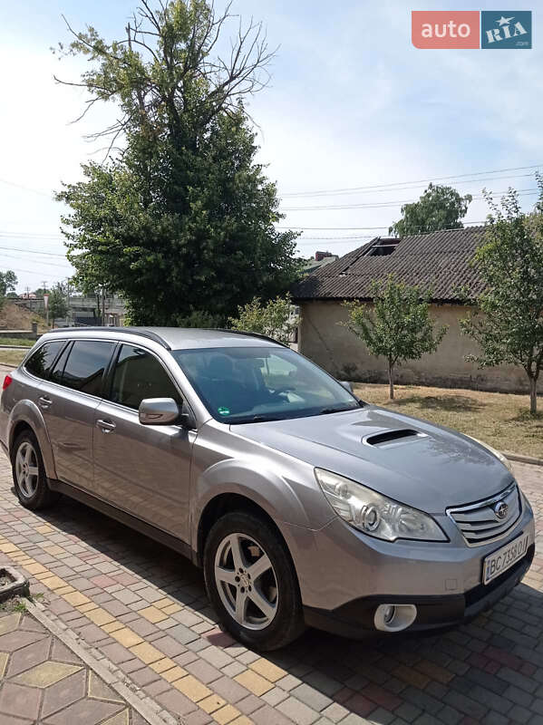 Універсал Subaru Legacy 2011 в Самборі