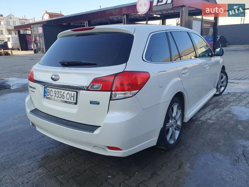 Универсал Subaru Legacy 2014 в Львове