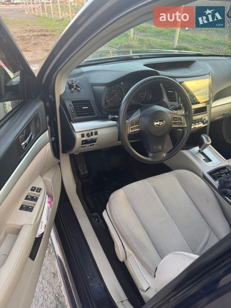 Седан Subaru Legacy 2012 в Тлумаче