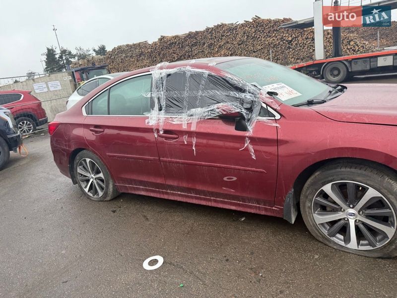 Седан Subaru Legacy 2017 в Хмельницком