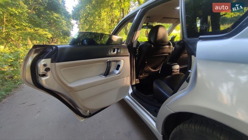 Седан Subaru Legacy 2005 в Тернополе