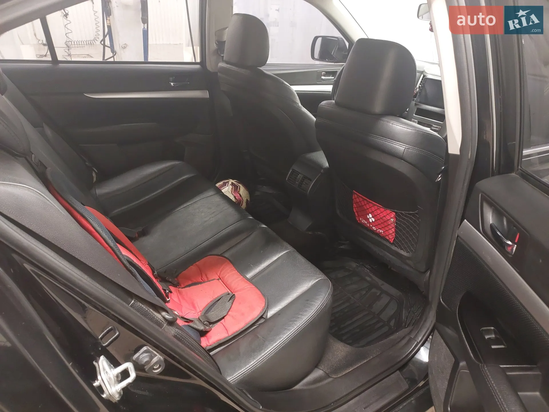 2010 Subaru Legacy - мініатюра 10