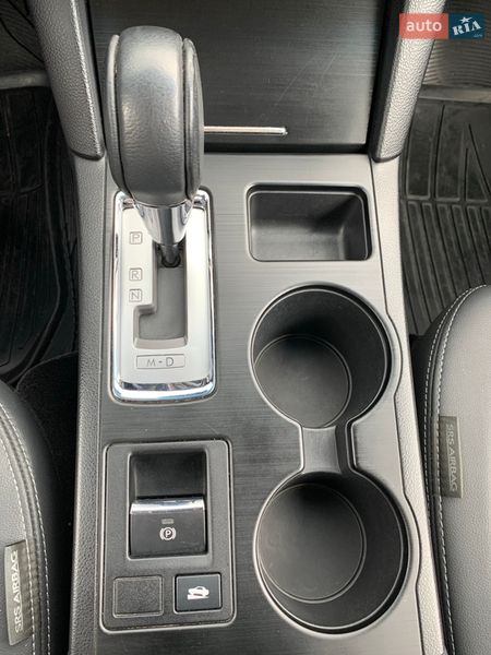 Седан Subaru Legacy 2014 в Львові