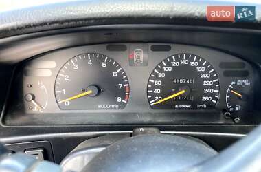 Седан Subaru Legacy 1992 в Раздельной