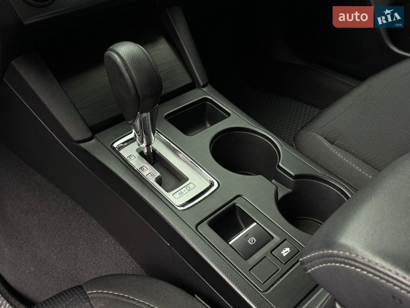 Седан Subaru Legacy 2016 в Харькове