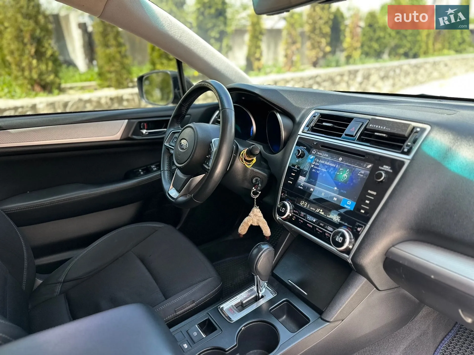 2017 Subaru Legacy - мініатюра 20