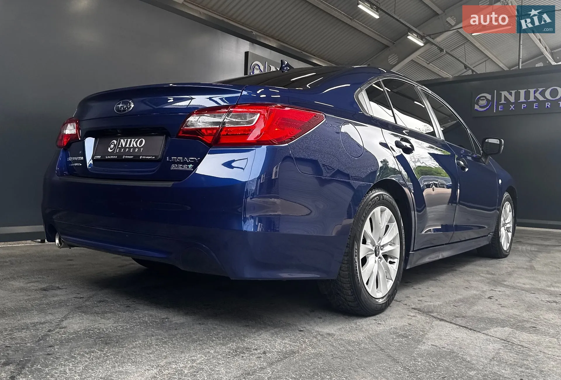 2016 Subaru Legacy - мініатюра 18