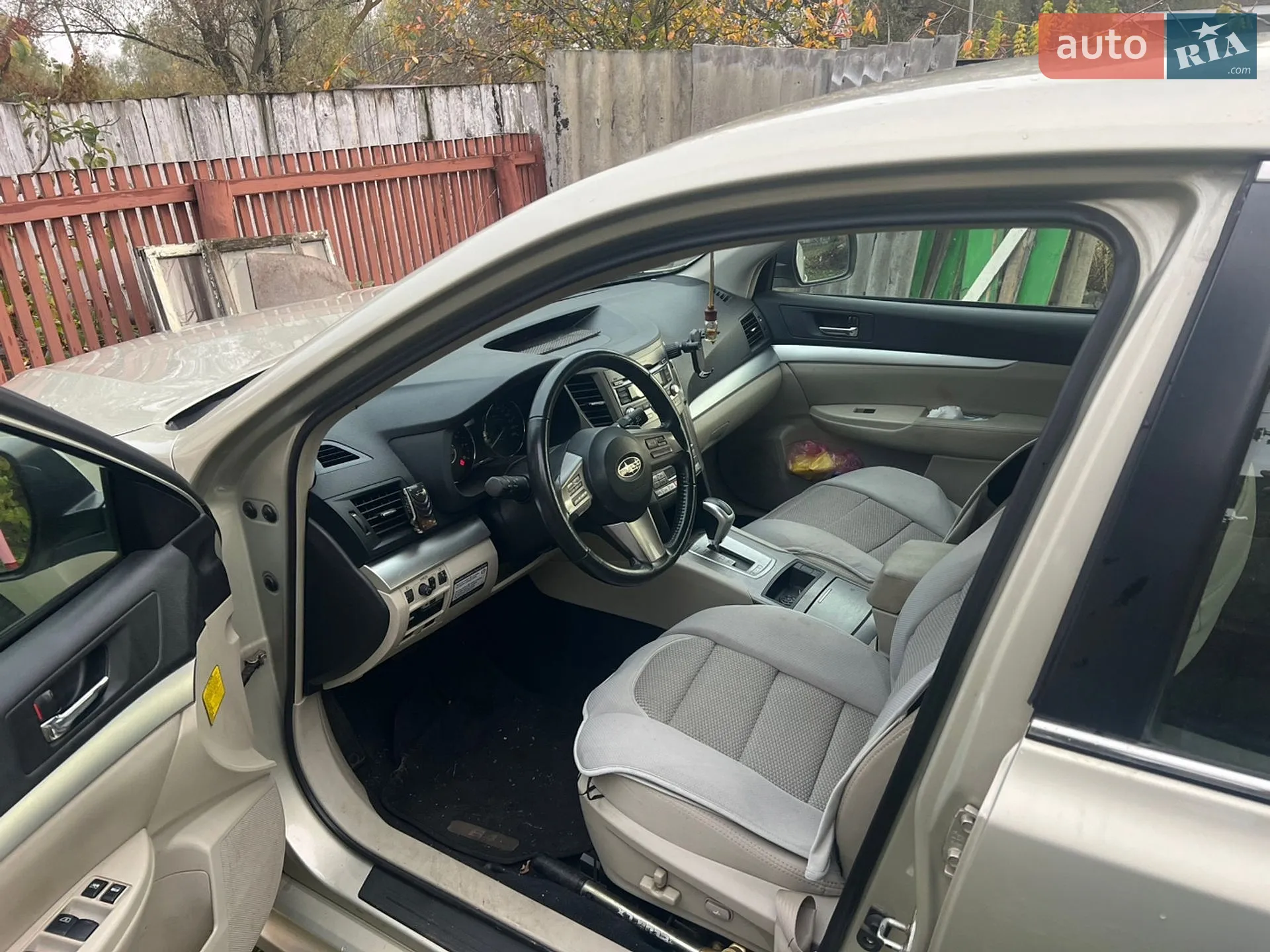 2011 Subaru Legacy - мініатюра 3