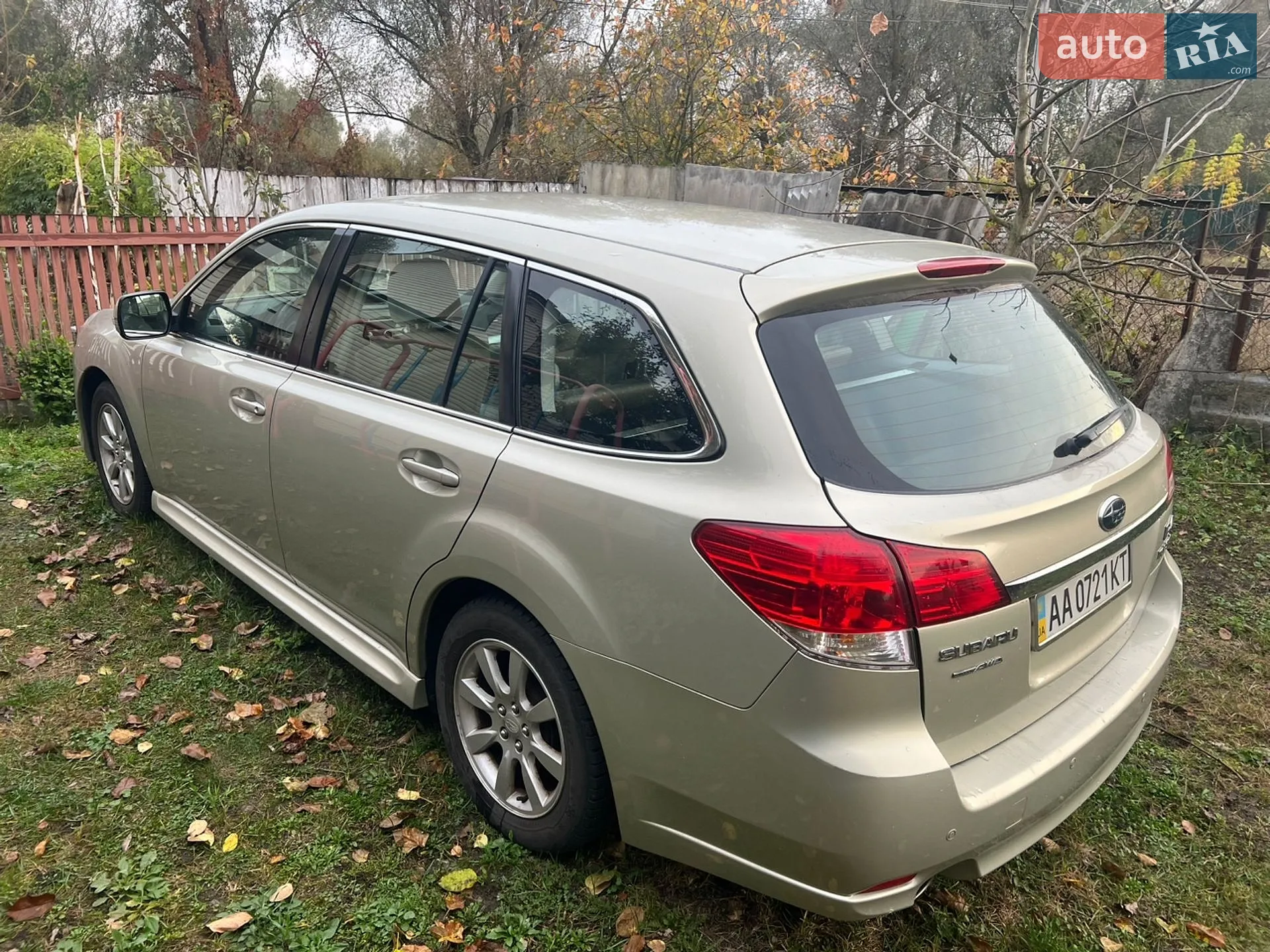 2011 Subaru Legacy - мініатюра 4