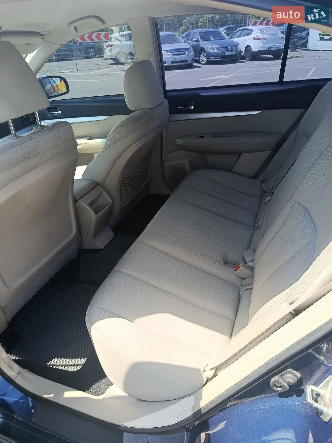 2010 Subaru Legacy - мініатюра 5