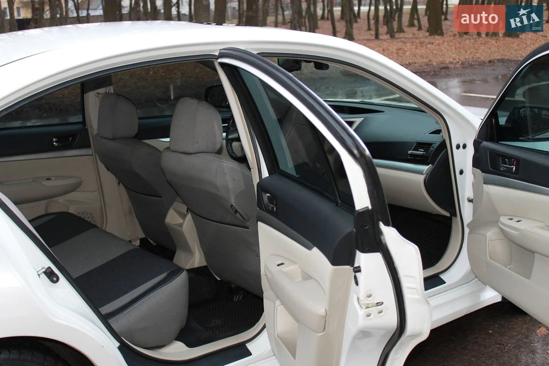 2011 Subaru Legacy - мініатюра 7