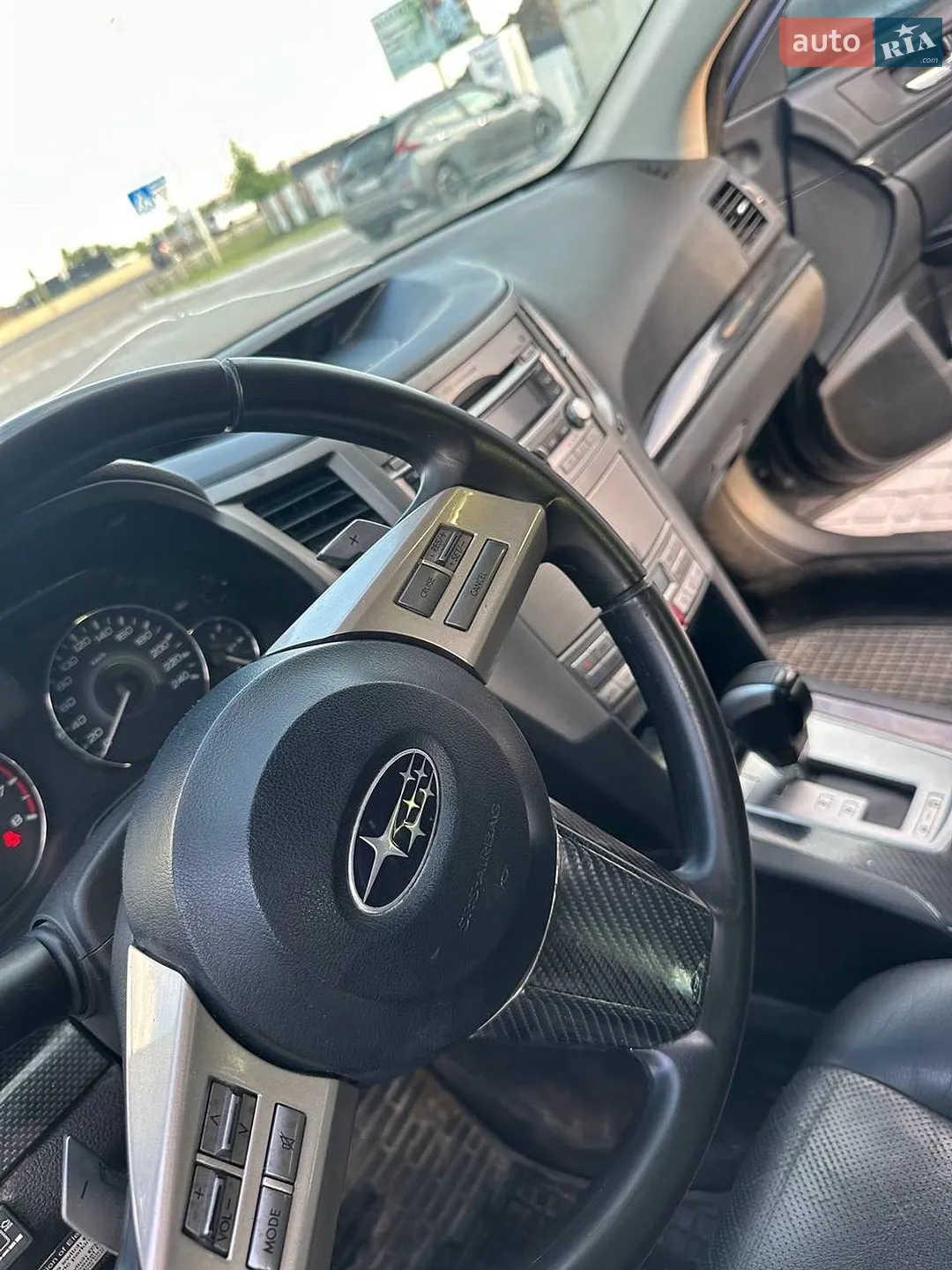 2010 Subaru Legacy - мініатюра 21