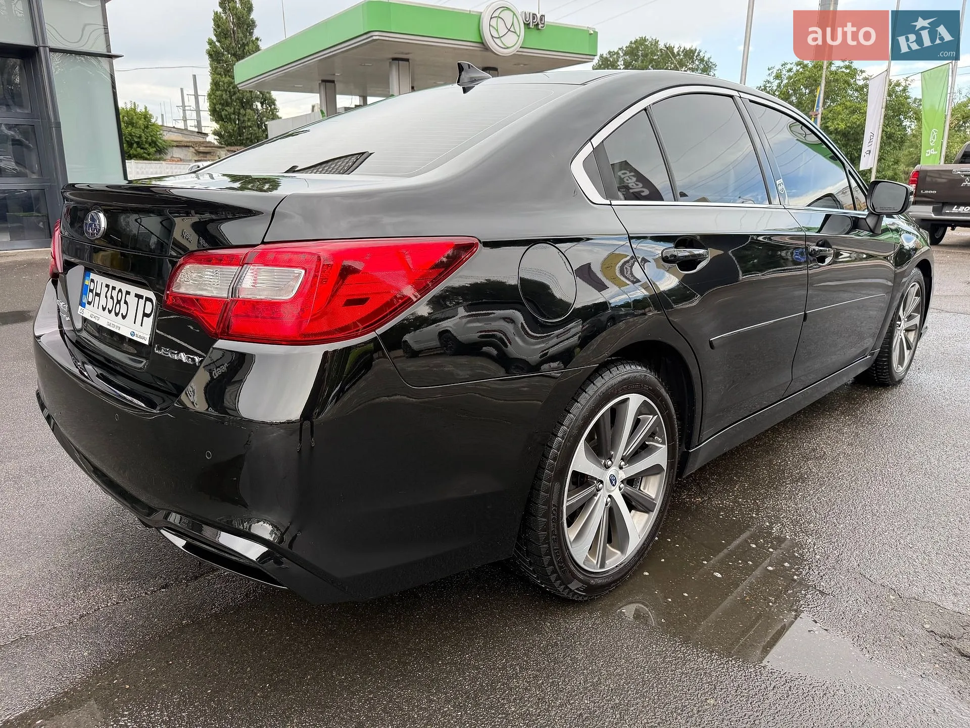 2017 Subaru Legacy - мініатюра 4