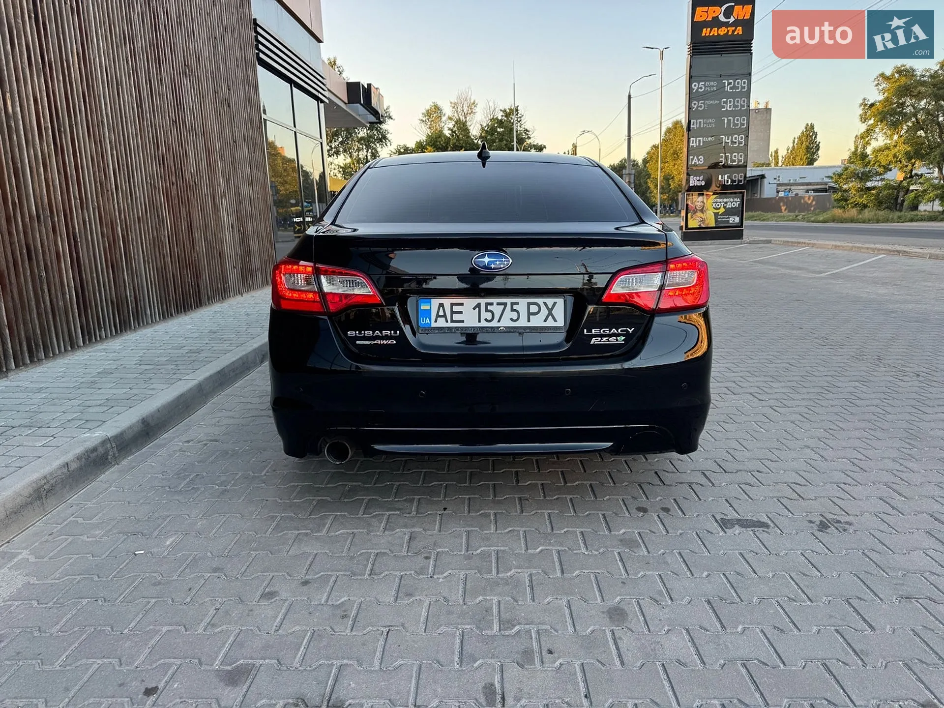 2016 Subaru Legacy - мініатюра 6