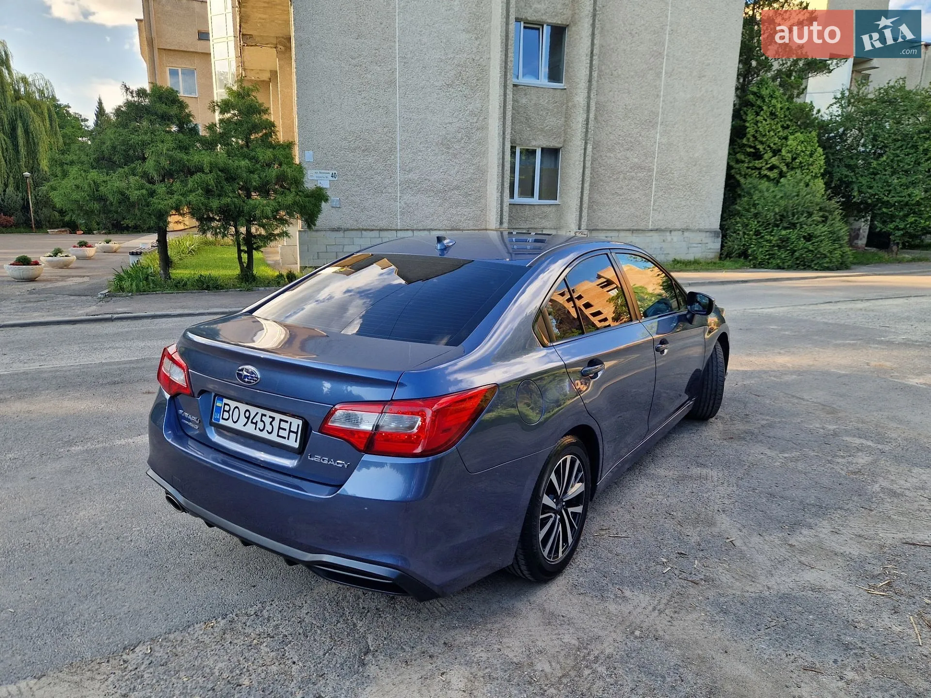 2017 Subaru Legacy - мініатюра 5