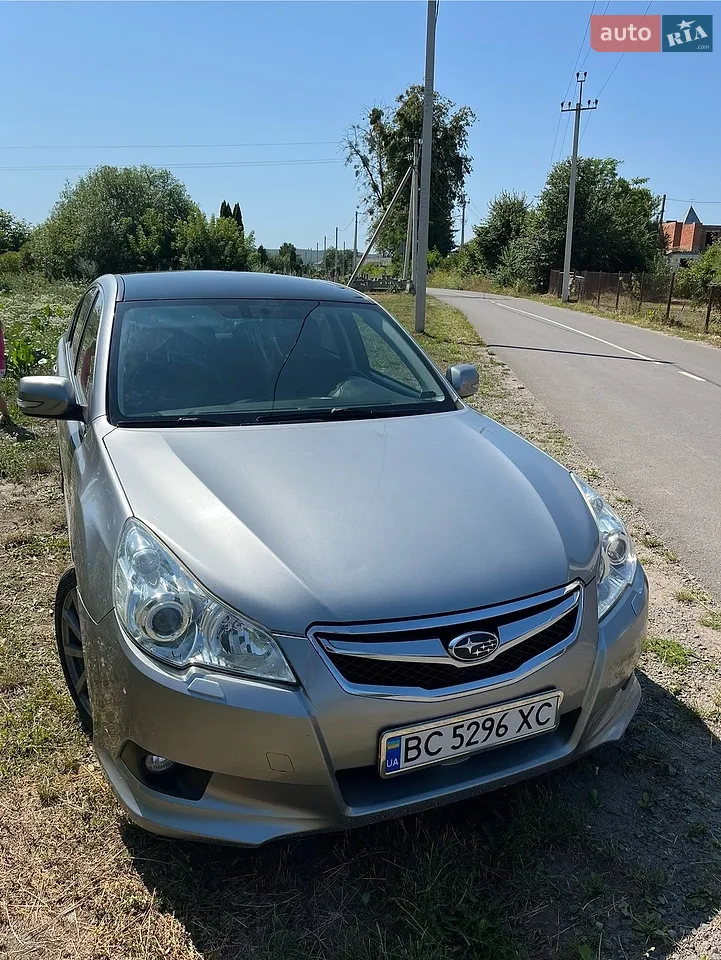 2010 Subaru Legacy - мініатюра 8