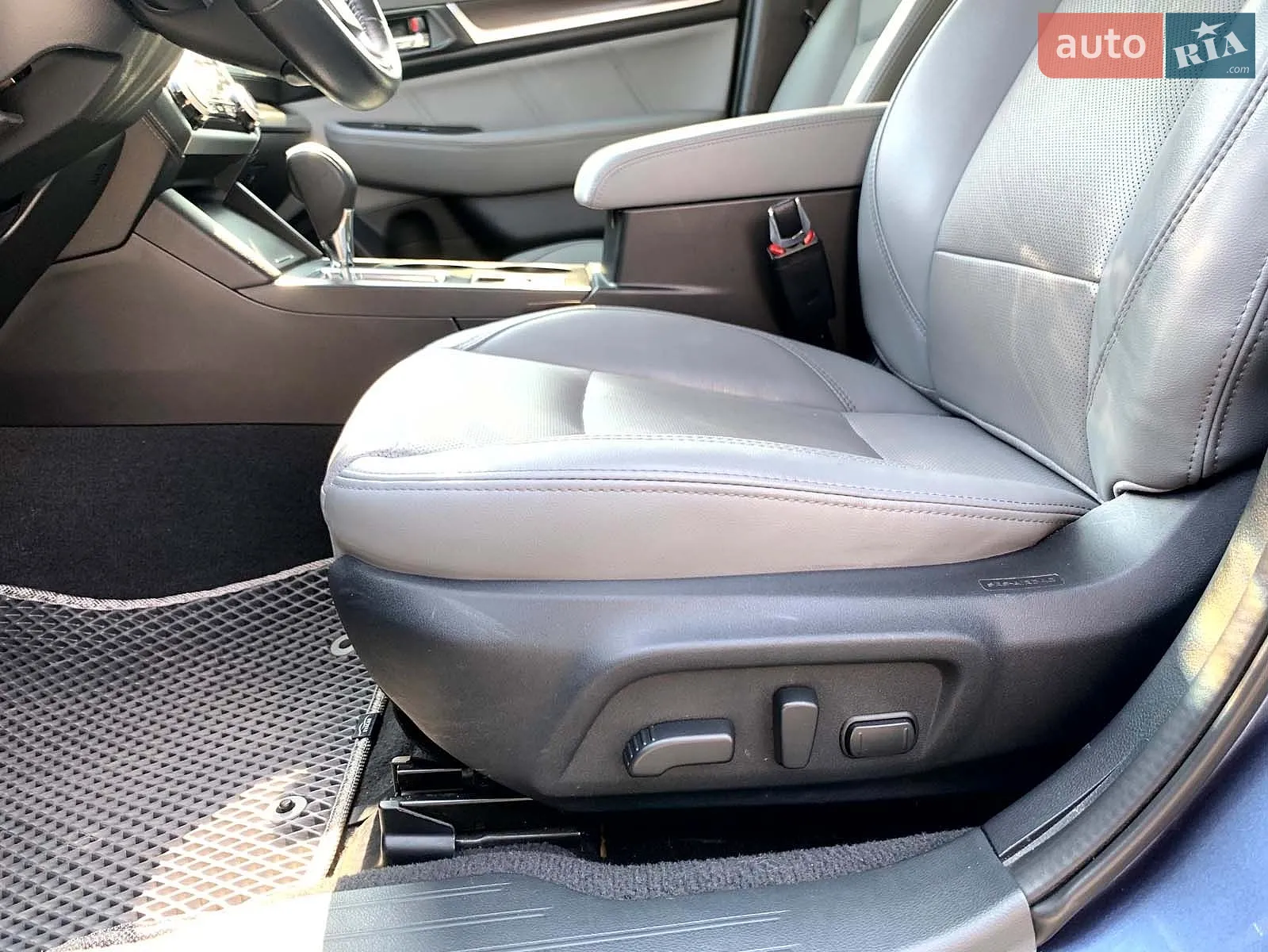 2017 Subaru Legacy - мініатюра 14