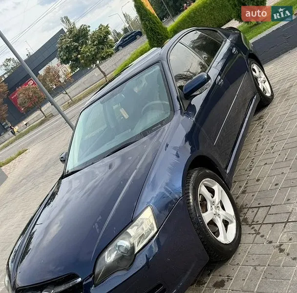 Subaru Legacy 2004