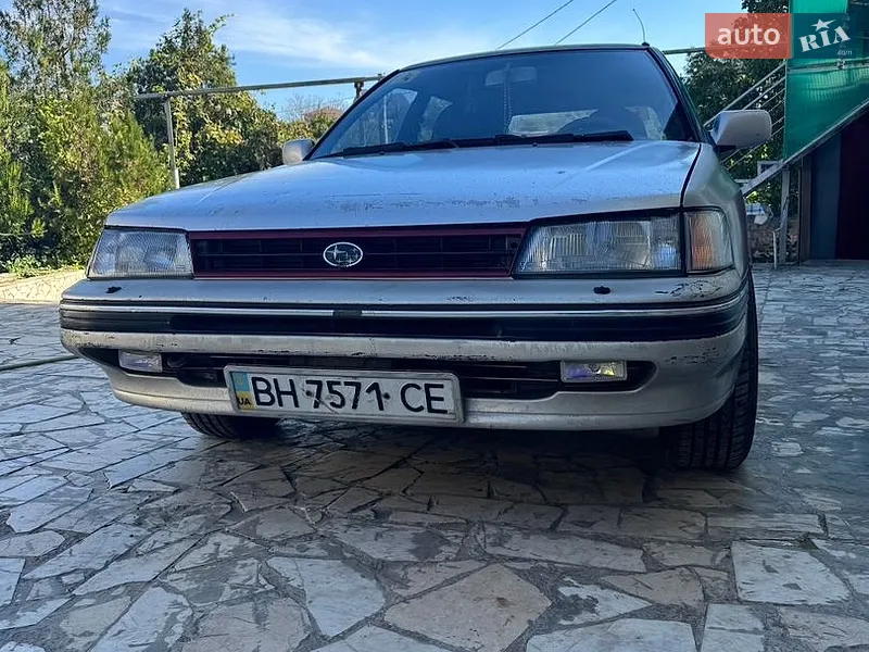 Subaru Legacy 1990