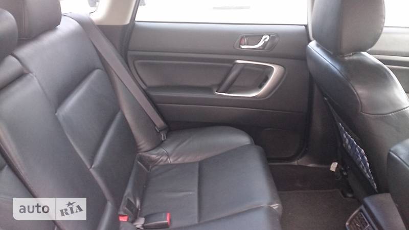 Универсал Subaru Outback 2007 в Киеве