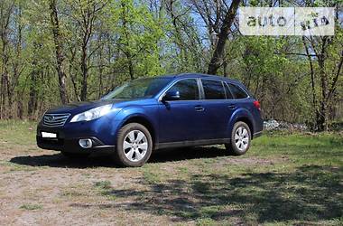 Универсал Subaru Outback 2011 в 