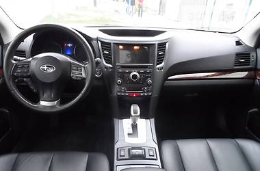 Универсал Subaru Outback 2013 в Днепре