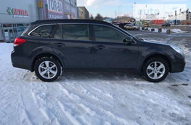 Внедорожник / Кроссовер Subaru Outback 2013 в Ивано-Франковске