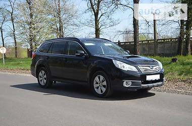 Внедорожник / Кроссовер Subaru Outback 2010 в Дрогобыче