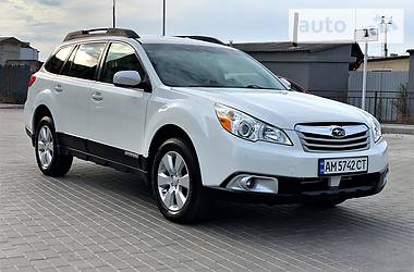 Внедорожник / Кроссовер Subaru Outback 2011 в Житомире