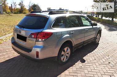 Универсал Subaru Outback 2011 в 