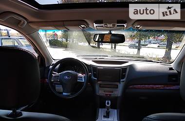 Универсал Subaru Outback 2011 в 