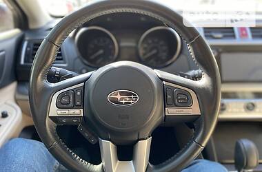 Позашляховик / Кросовер Subaru Outback 2016 в 