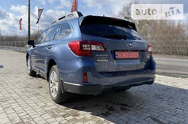 Позашляховик / Кросовер Subaru Outback 2016 в 