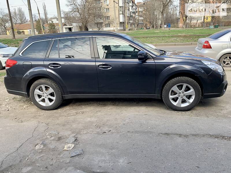 Універсал Subaru Outback 2013 в Миколаєві