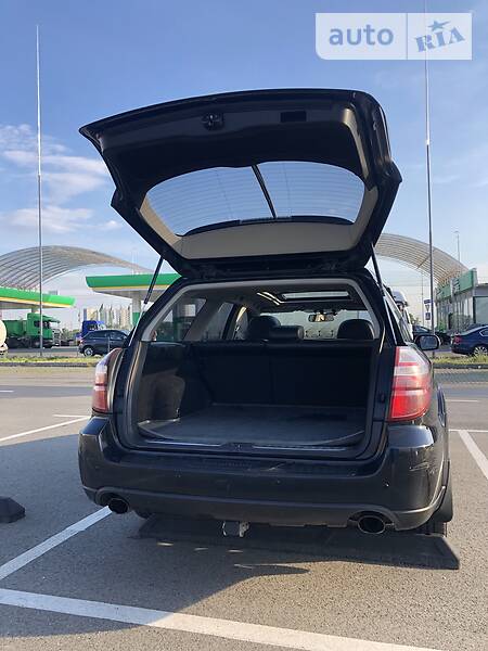 Універсал Subaru Outback 2008 в Києві