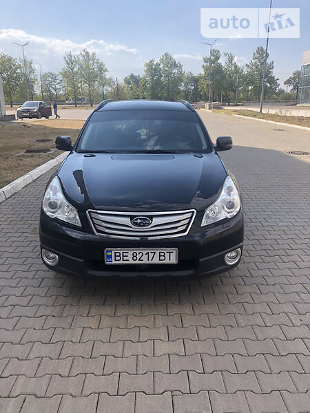 Позашляховик / Кросовер Subaru Outback 2011 в Миколаєві