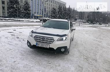 Позашляховик / Кросовер Subaru Outback 2017 в Рівному