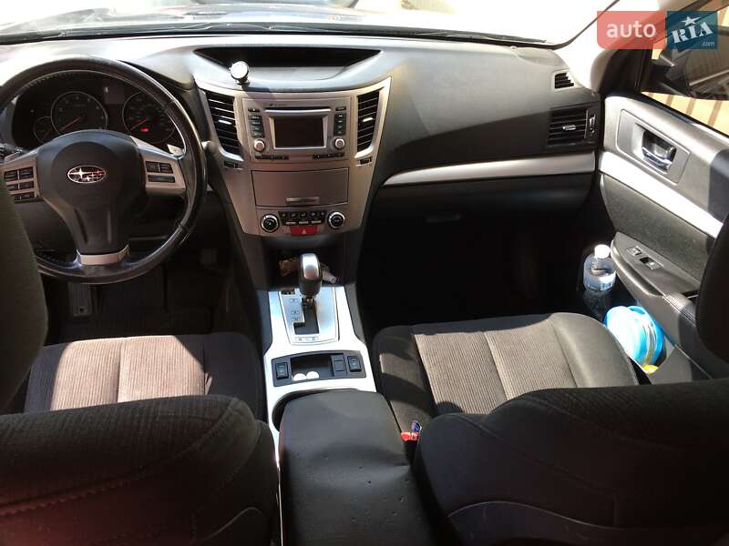 Универсал Subaru Outback 2013 в Киеве