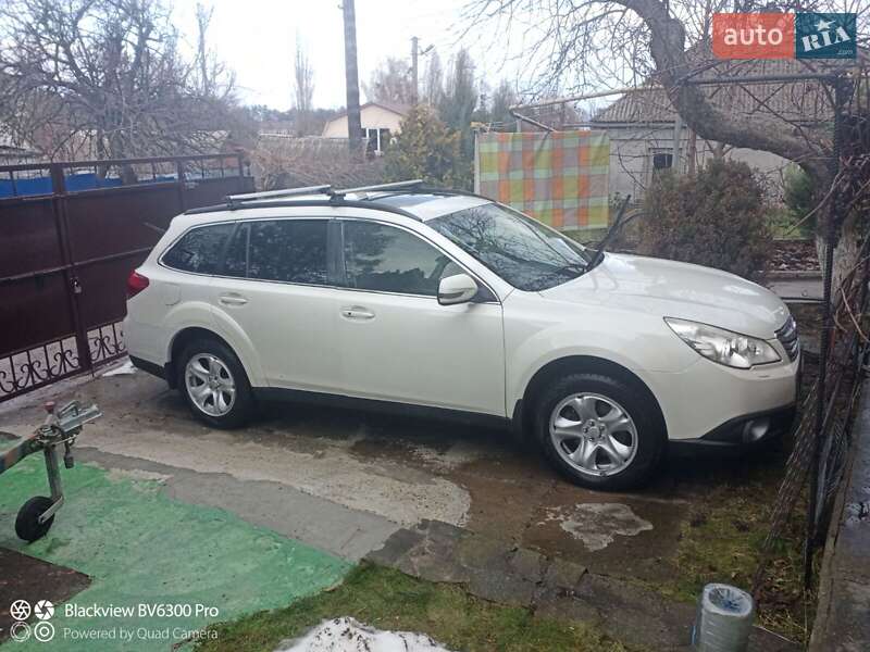 Універсал Subaru Outback 2010 в Черкасах