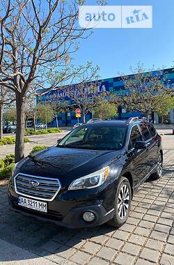 Универсал Subaru Outback 2015 в Киеве