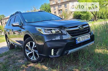 Позашляховик / Кросовер Subaru Outback 2019 в Дніпрі