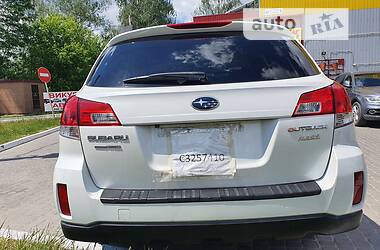 Универсал Subaru Outback 2012 в Тернополе