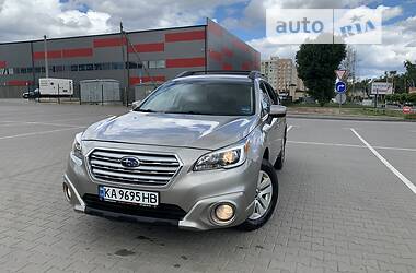Позашляховик / Кросовер Subaru Outback 2015 в Києві