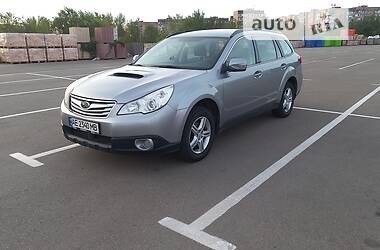 Універсал Subaru Outback 2010 в Кривому Розі