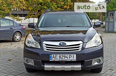 Внедорожник / Кроссовер Subaru Outback 2011 в Днепре