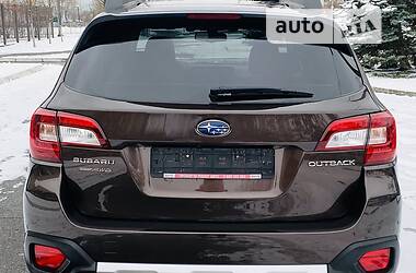 Внедорожник / Кроссовер Subaru Outback 2018 в 