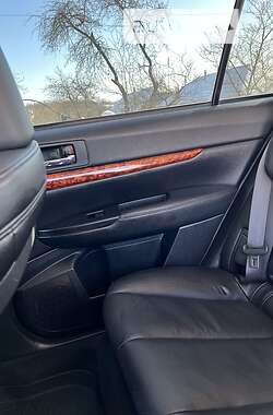 Универсал Subaru Outback 2010 в 